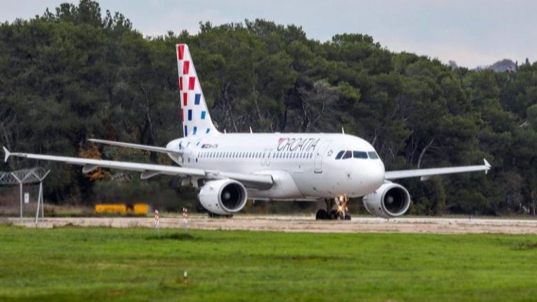 Croatia Airlines leti iz Mostara – iz budžeta dobili milion maraka