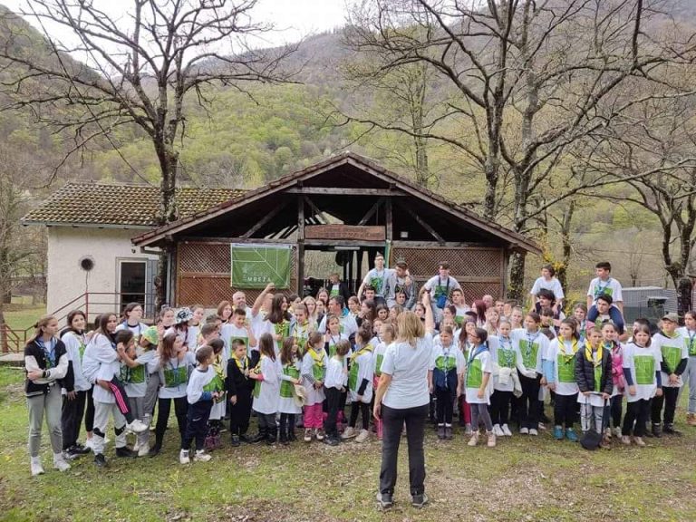 OI ”Neretva” Konjic organizovao akciju čišćenja plaža na Boračkom jezeru