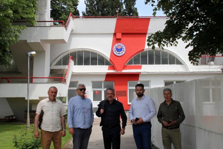 Premijer Herceg obišao radove na Stadionu Zrinjskog