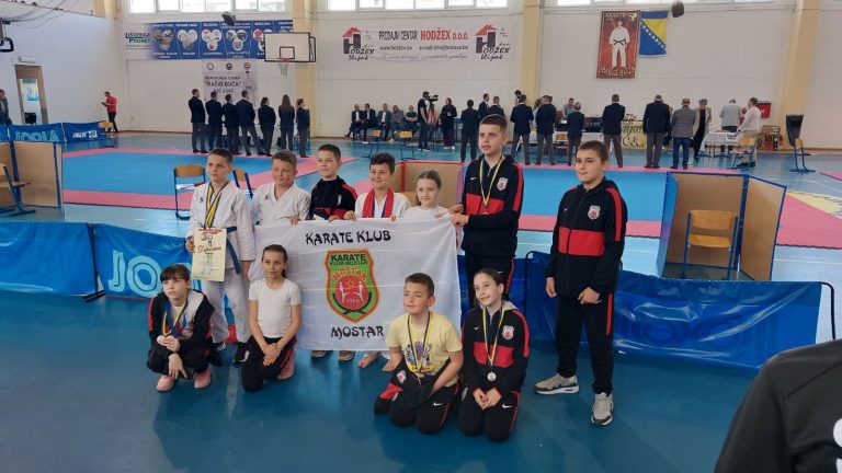 Karatisti KK “Mostar” osvojili 13 medalja