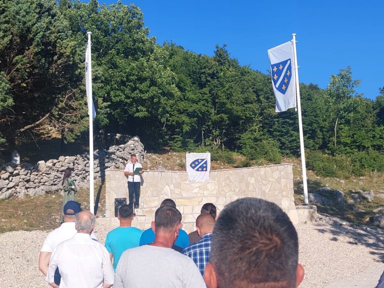 “Putevima pobjede Armije RBiH”: Otvoren spomenik na Ravnima