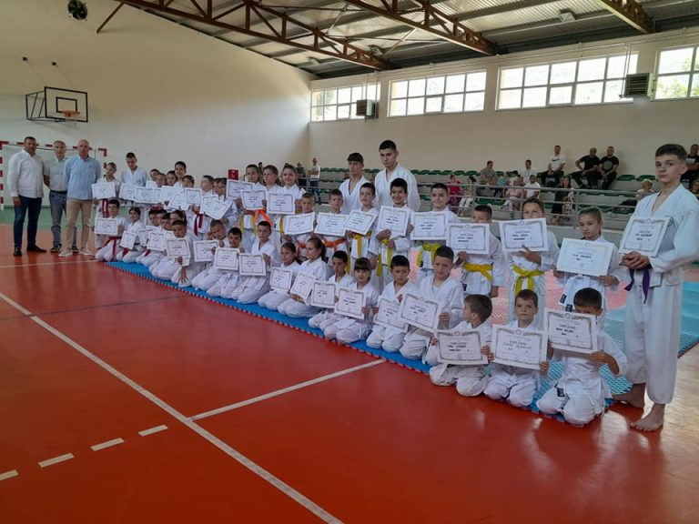 KK “Semih” organizirao polaganje za karate zvanja