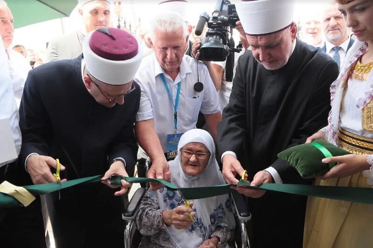 Svečano otvorena Tucakovića džamija u Rabranima kod Neuma