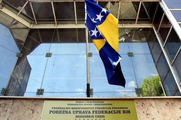 Porezna uprava FBiH – Zatečeno 284 radnika “na crno”