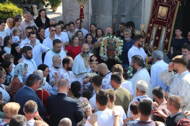 Trebinje: Vladika Dimitrije poručio da je Tvrdoš slika crkve Božije u Hercegovini