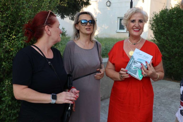Festival “Žena s knjigom” u Mostaru okupio književnice
