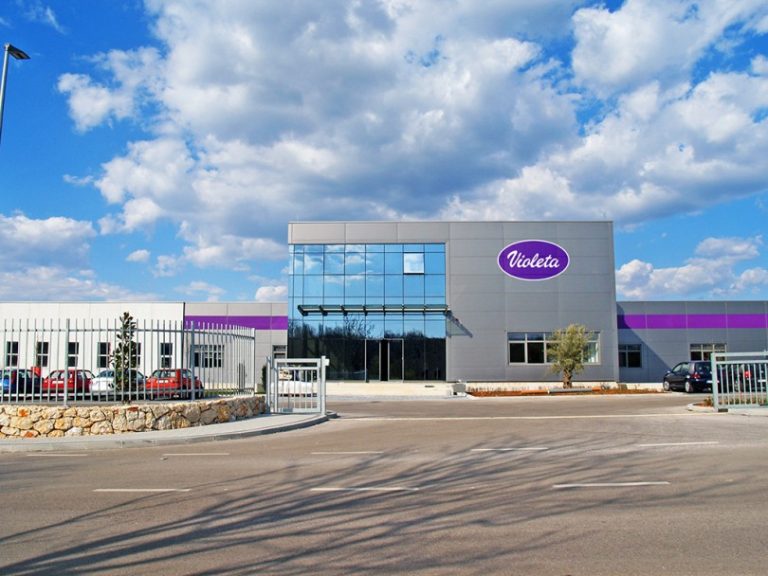 Violeta se i dalje razvija, zapošljava nove radnike