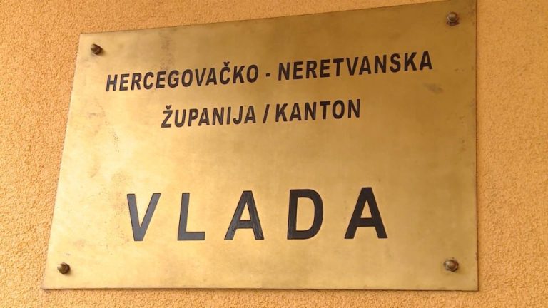 Pregovori o Vladi HNK: Svako sa svakim i niko ni sa kim