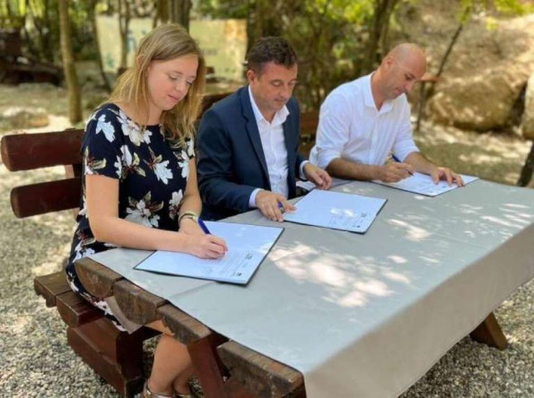 Zajedno za rijeke: Grad Mostar, TNC i Novi Val potpisali Sporazum o saradnji