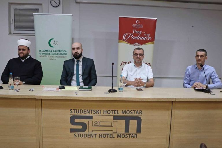 Mostar: Svečano otvorena manifestacija “Uzor si mi, Poslaniče”