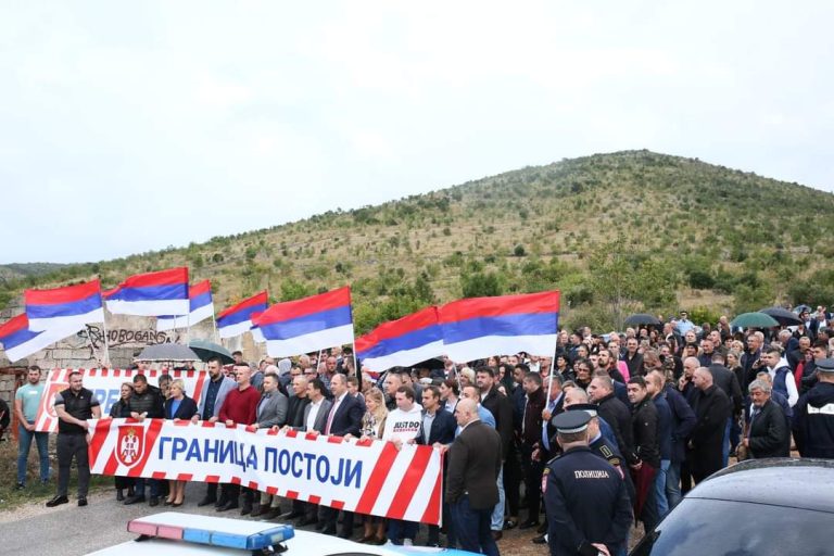 Ljubinje: Održan skup Dodikovih poštovalaca pod nazivom “Granica postoji”