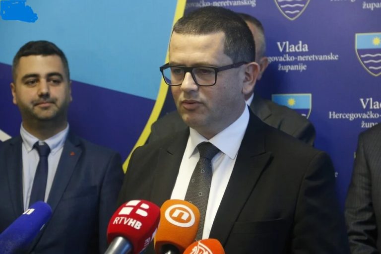 Adil Šuta: “Nukleus našeg društva čini ideja antifašizma, zajedništva i jednakopravnosti”