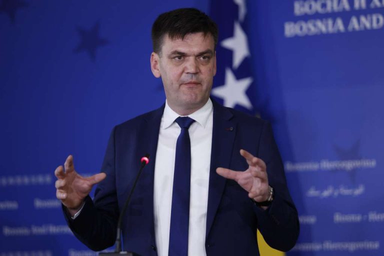 Cvitanović: Da li je novo “hrvatsko zajedništvo” Koalicija HDZ-SDA-SDP?