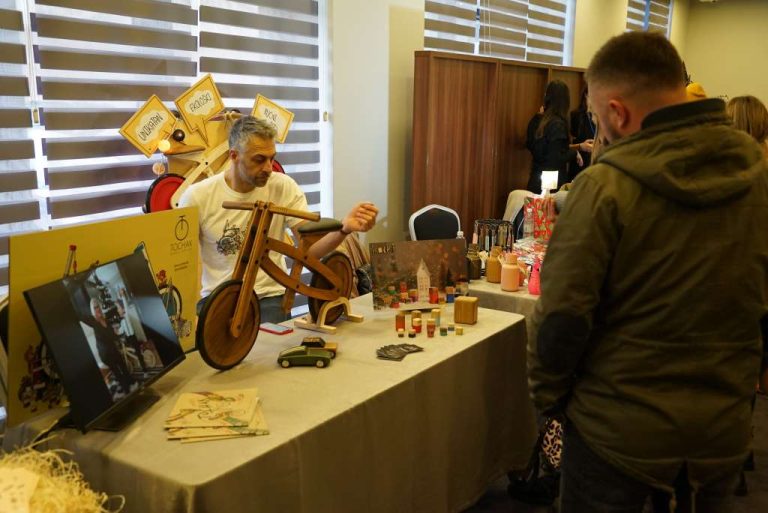 Mostar: Sajam rukotvorina i malih obrtnika “RUKE Art Bazaar”