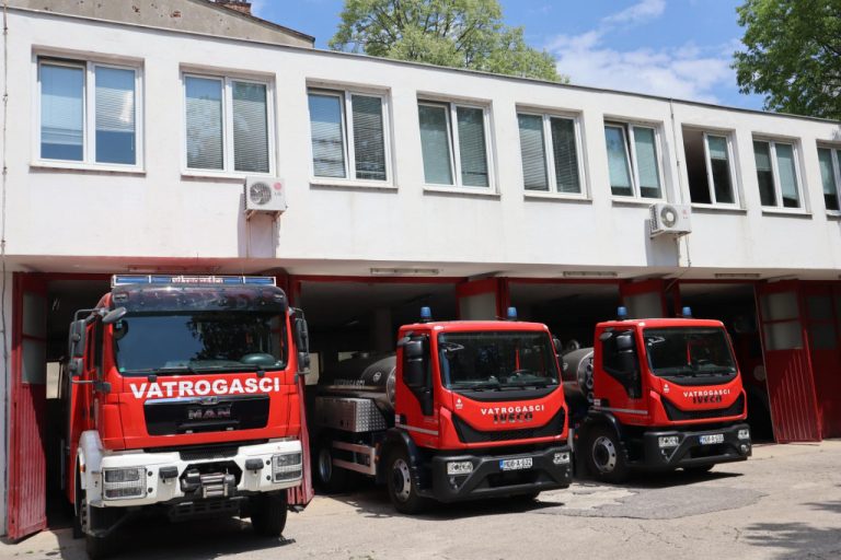 Mostarski vatrogasci proslavljaju Međunarodni dan vatrogasaca i postavljaju kip sv. Florijana