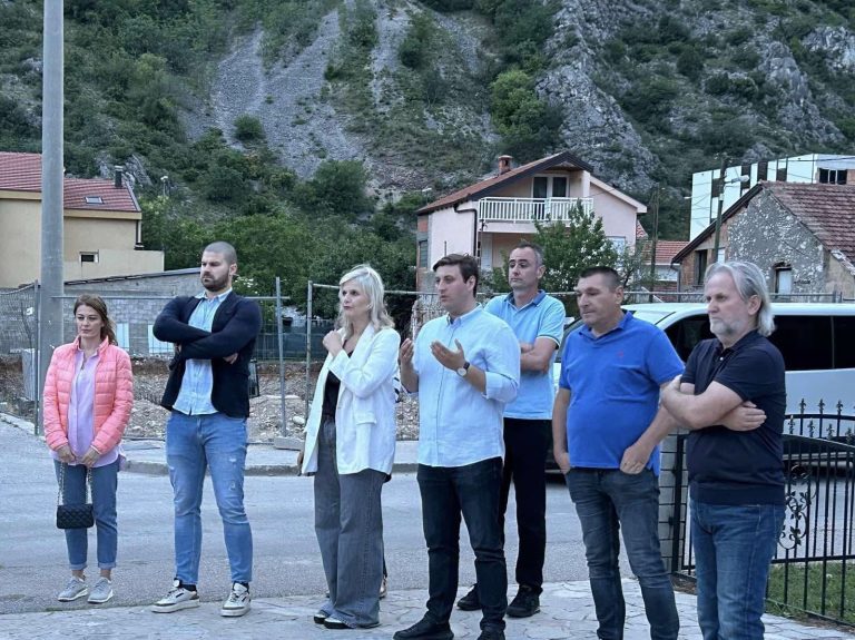 Iftar sa Salemom, sehur sa Adilom: Novoizabrano rukovodstvo SDA posjetilo Donju Mahalu