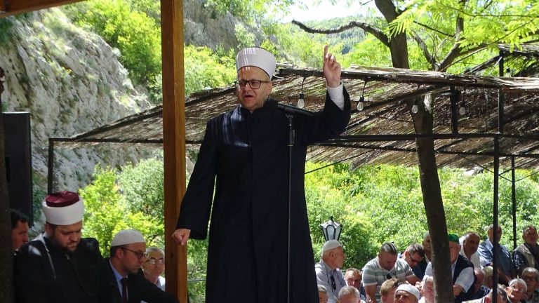 Muftija Dedović u Blagaju: “Mora nas okupljati velika ljubav prema ovoj zemlji”