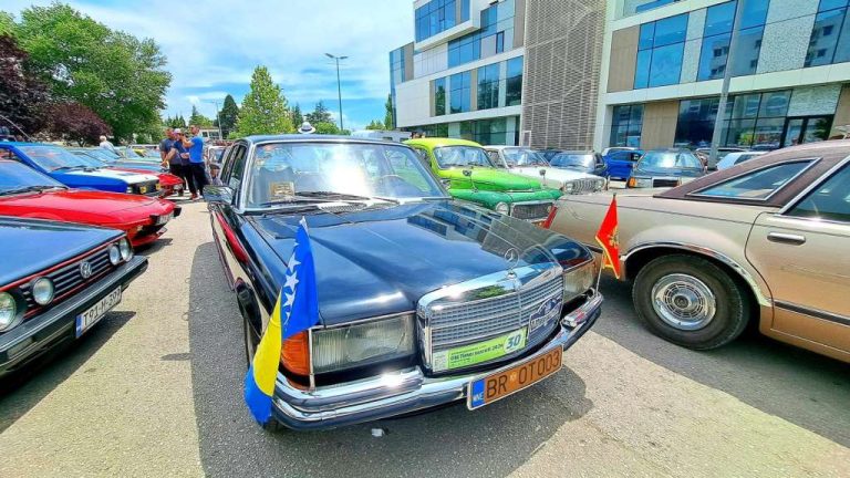 Mostar: Vrijedni oldtimer eksponati privukli brojne posjetitelje