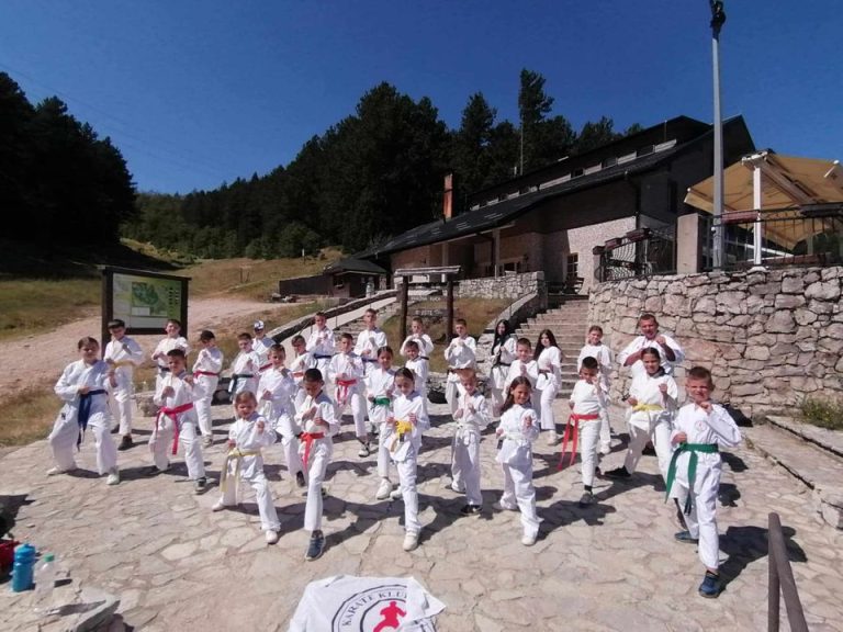 KK Semih: Karate seminar na Rujištu za kraj takmičarske sezone