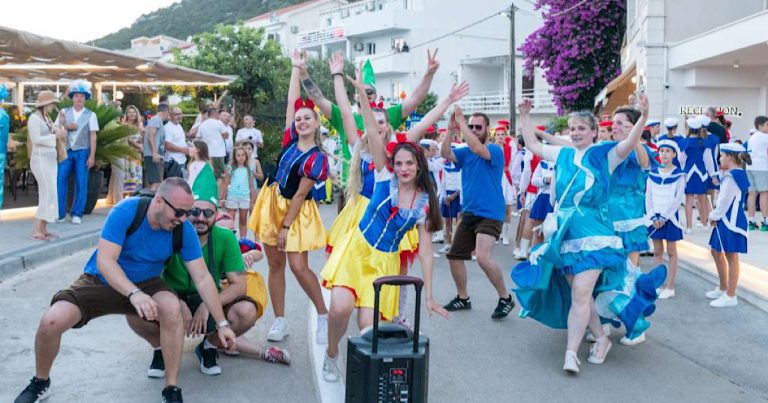 Neum: Održan prvi Međunarodni ljetni turistički karneval