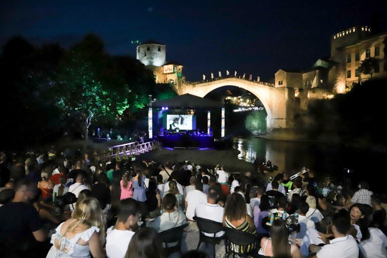 Velika svečanost povodom obnove Starog mosta, globalnog spomenika mira i simbola zajedništva