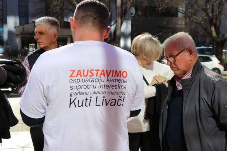 Članovi neformalne grupe građana “Kuti” najavili tužbu protiv dva ministarstva