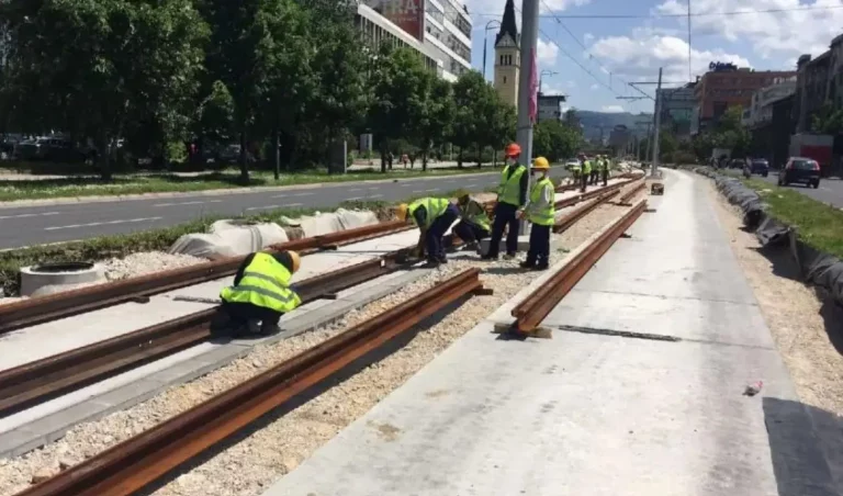 KINESKI PUT: Kako se obnavlja tramvajska pruga u Sarajevu i ko je dao Kinezima hercegovački kamen (četvrti dio, VIDEO)