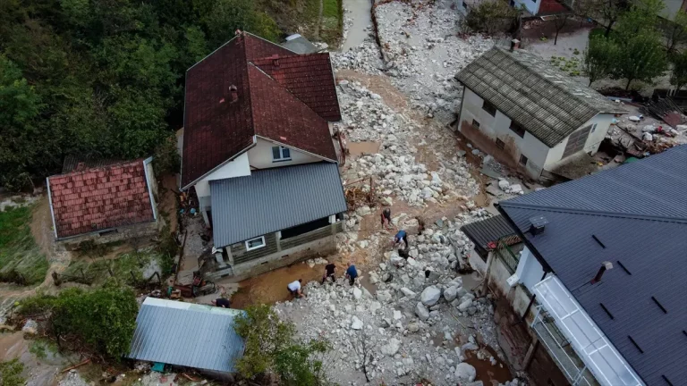 Štab CZ HNK: Broj poginulih u Jablanici i Konjicu povećan na 18, traga se za sedam osoba
