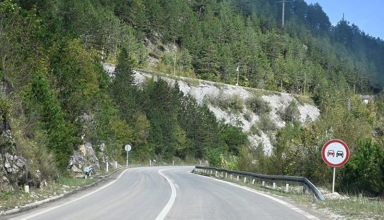 ZBOG KOLEKTIVNE DŽENAZE DANAS OD 13 DO 17 SATI BIĆE OTVORENA MAGISTRALA MOSTAR – JABLANICA