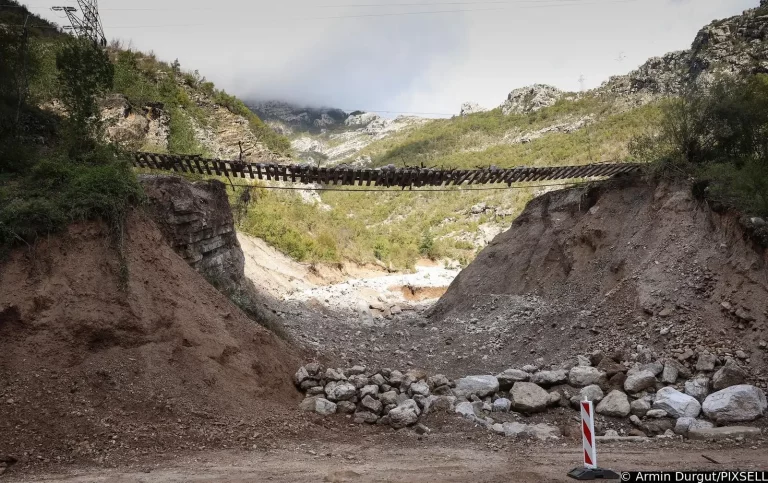 Jablanica: Za sanaciju pruge treba najmanje dva mjeseca, šteta pet miliona KM