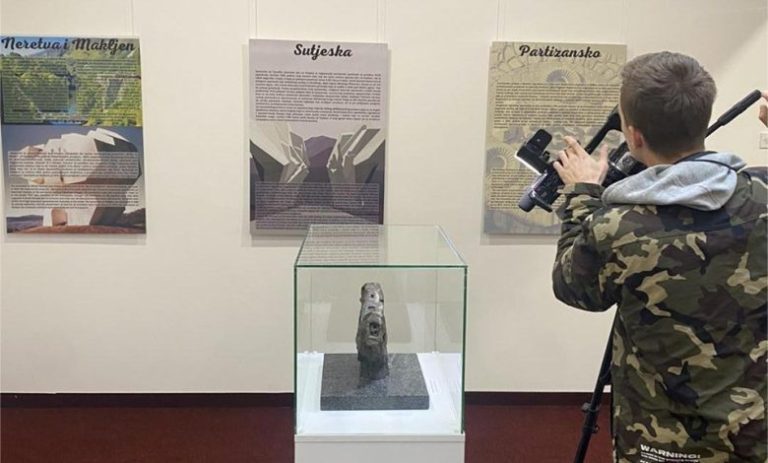 Jablanica: Otvorena izložba “Spomenici revolucije u BiH”