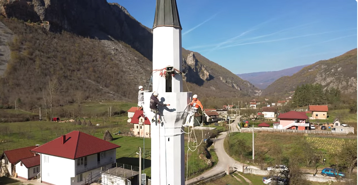 Konjic: Zeničani uljepšali munaru u Idbru (video)