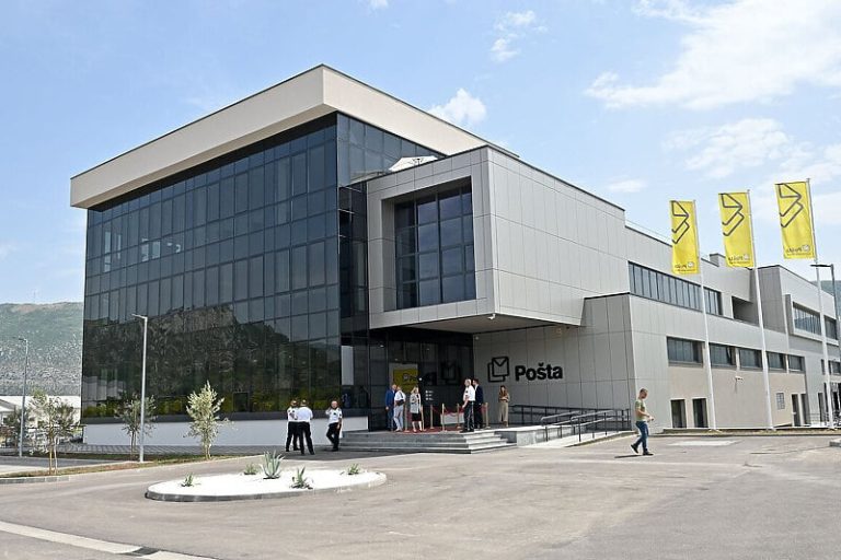 Sindikat HP Mostar: “Pitamo se koji će sada izgovor Uprava smisliti da nam ne poveća plaću?”