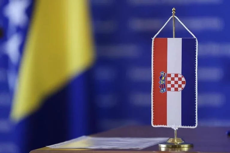 Hrvatska daje do 70.000 eura za projekte od interesa za Hrvate u BiH