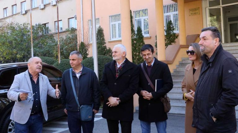 Štrajk prosvjetara se nastavlja: Vlada HNK dala ponudu za povećanje plata, sindikat se mora konsultovati sa članstvom
