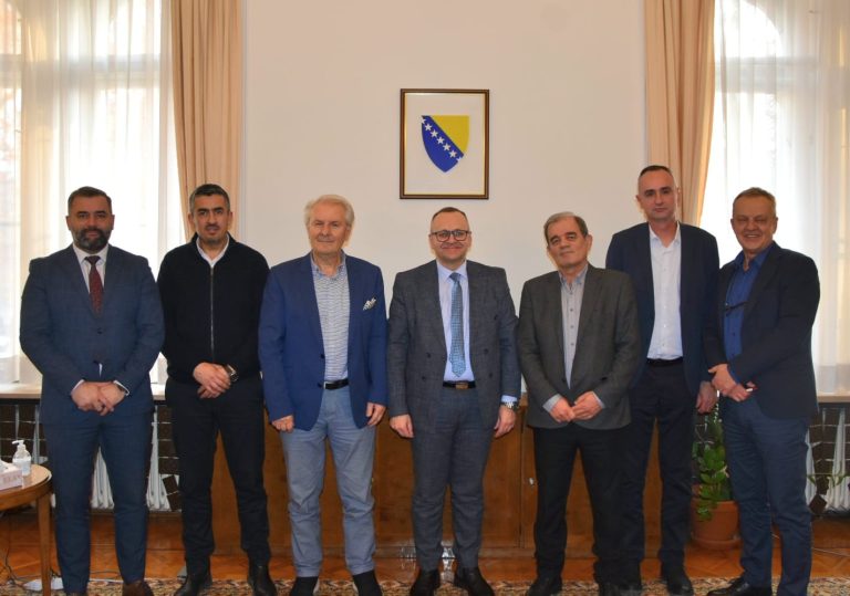 Lendo održao sastanak sa stranačkim kolegama: Podrška izgradnji Interkulturnog centra Mevlana