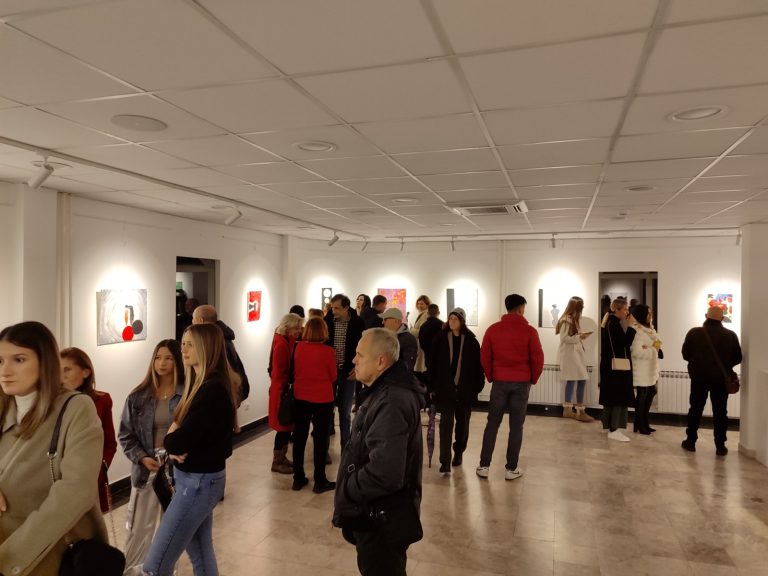 Centar za kulturu: Izložba „U noći punog mjeseca“ autorice Almedine Šehić