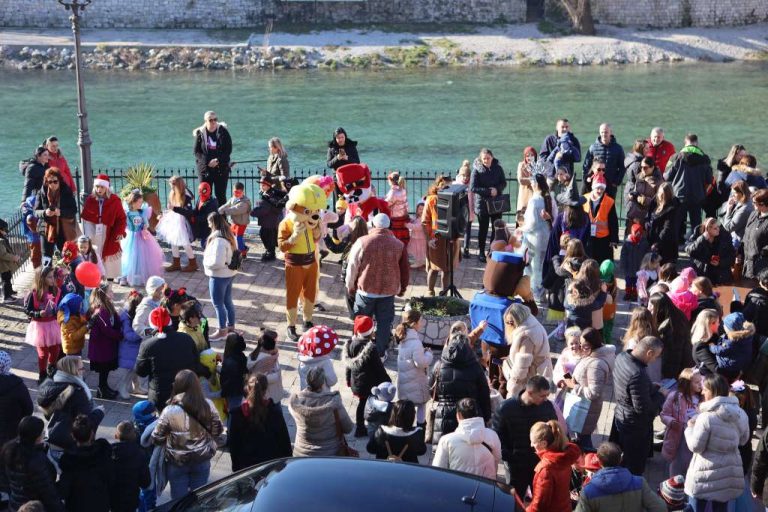 Konjic: U sklopu Zimskog grada održan “Karneval dječjih osmijeha”