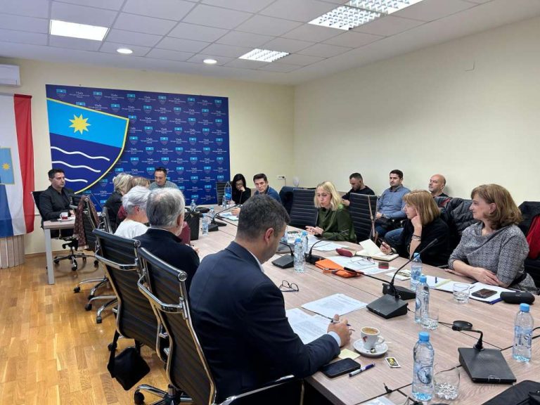 Ministrica Pozder se sastala sa gradonačelnikom i ministrima u Vladi HNK: Teme razgovora Deponija Uborak i kamenolom Bijela