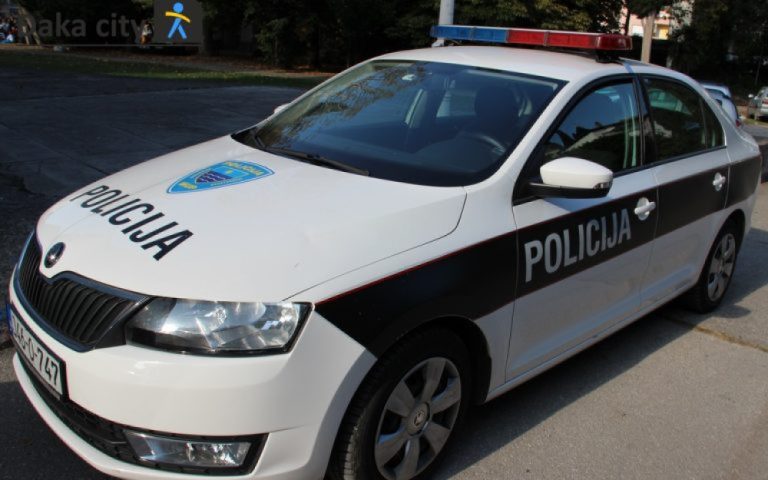 Težak sudar u Višićima, tri mlade osobe zadobile tjelesne ozljede