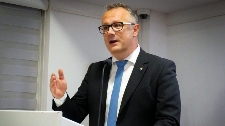 Zastupnik Kajan zatražio provjeru zakonitosti rada preduzeća Mostar bus