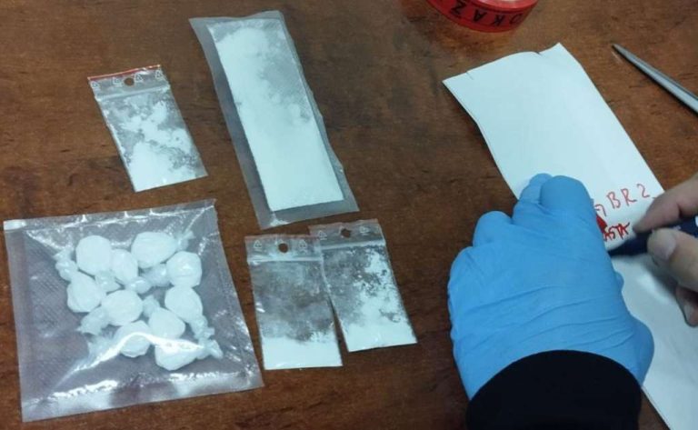 Mostar: Policija zaplijenila drogu i uhapsila dvije osobe