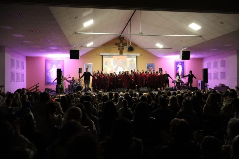 Humanitarni koncert „Hercegovina za Afriku“ ispunio dvoranu i u Međugorju, večeras koncert u Posušju