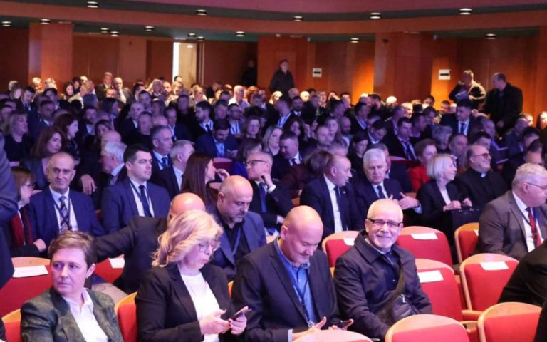 Čovićeva poruka nakon HNS-a: “Učinićemo sve da ni unitaristi ni separatisti ne podijele BiH!”