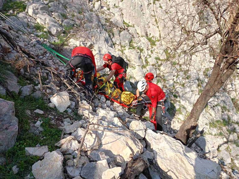 Blagaj: Pripadnici GSS i HGSS izveli zahtjevnu akciju spašavanja