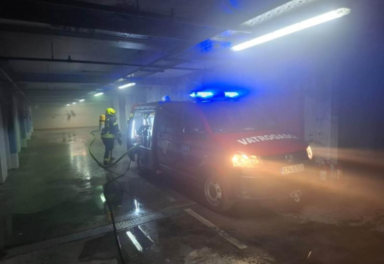 Zapaljen automobil igrača Veleža, Ultrasi provode strahovladu u Mostaru