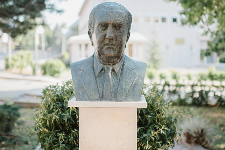 Mostar: Univerzitet “Džemal Bijedić” slavi 48 godina postojanja