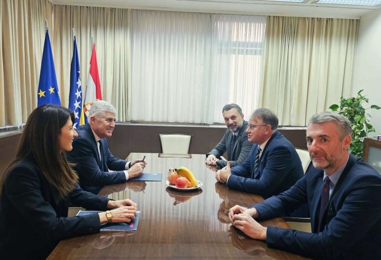 Raspoloženje na nivou: Čović s predstavnicima “Trojke” o političkoj situaciji i europskom putu BiH