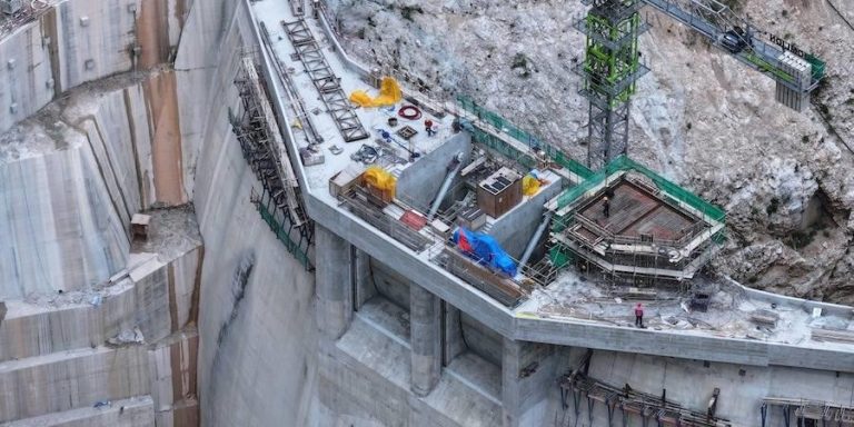 HE Ulog dobila dozvolu za rad: Projekti Vuka Hamovića dobijaju dozvole i pored upozorenja ekoloških aktivista