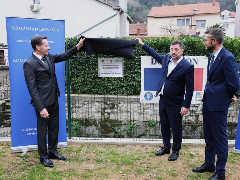 Mostar: Otvoren park i dječje igralište u Franjevačkoj ulici